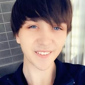 Meet your Posher, Kody